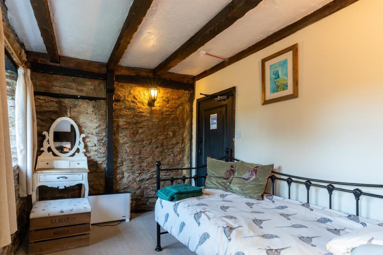 Finest Retreats - The Old Church House Inn Broadhempston ภายนอก รูปภาพ