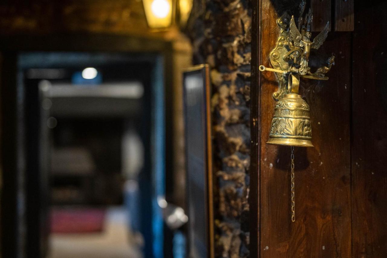 Finest Retreats - The Old Church House Inn Broadhempston ภายนอก รูปภาพ