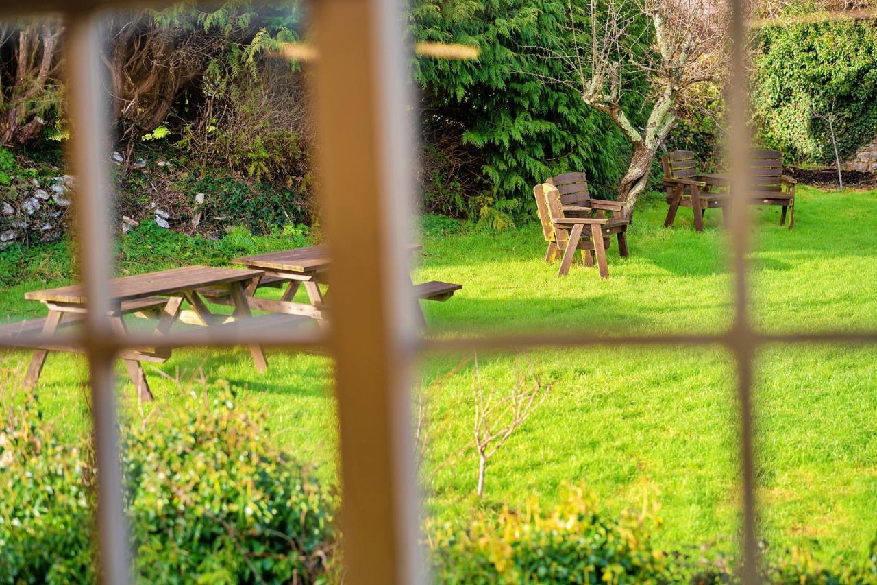 Finest Retreats - The Old Church House Inn Broadhempston ภายนอก รูปภาพ